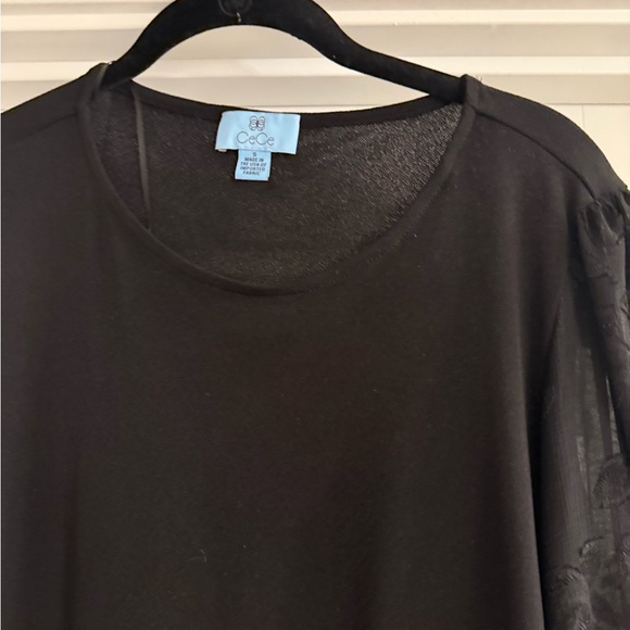 Women’s size small long sleeve Blouse. Cece - Picture 2 of 6